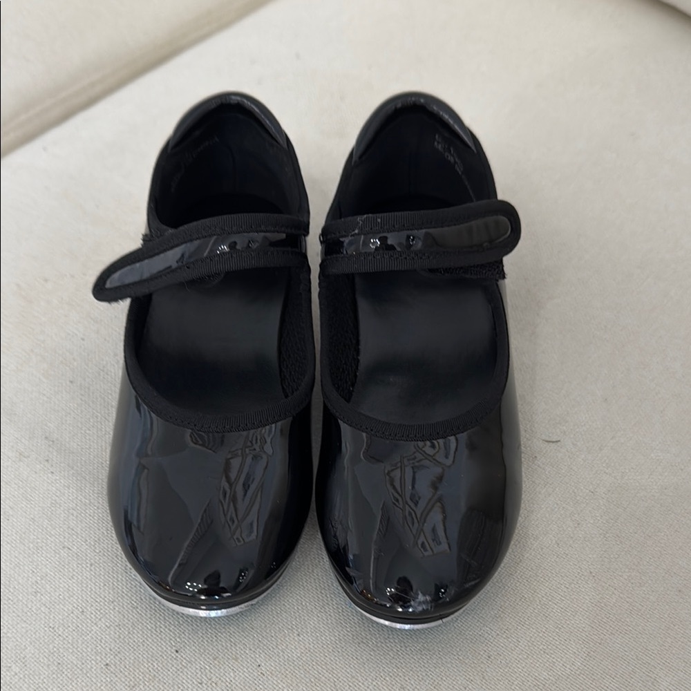 Black Patent Leather Tap Dance Shoes for Girls